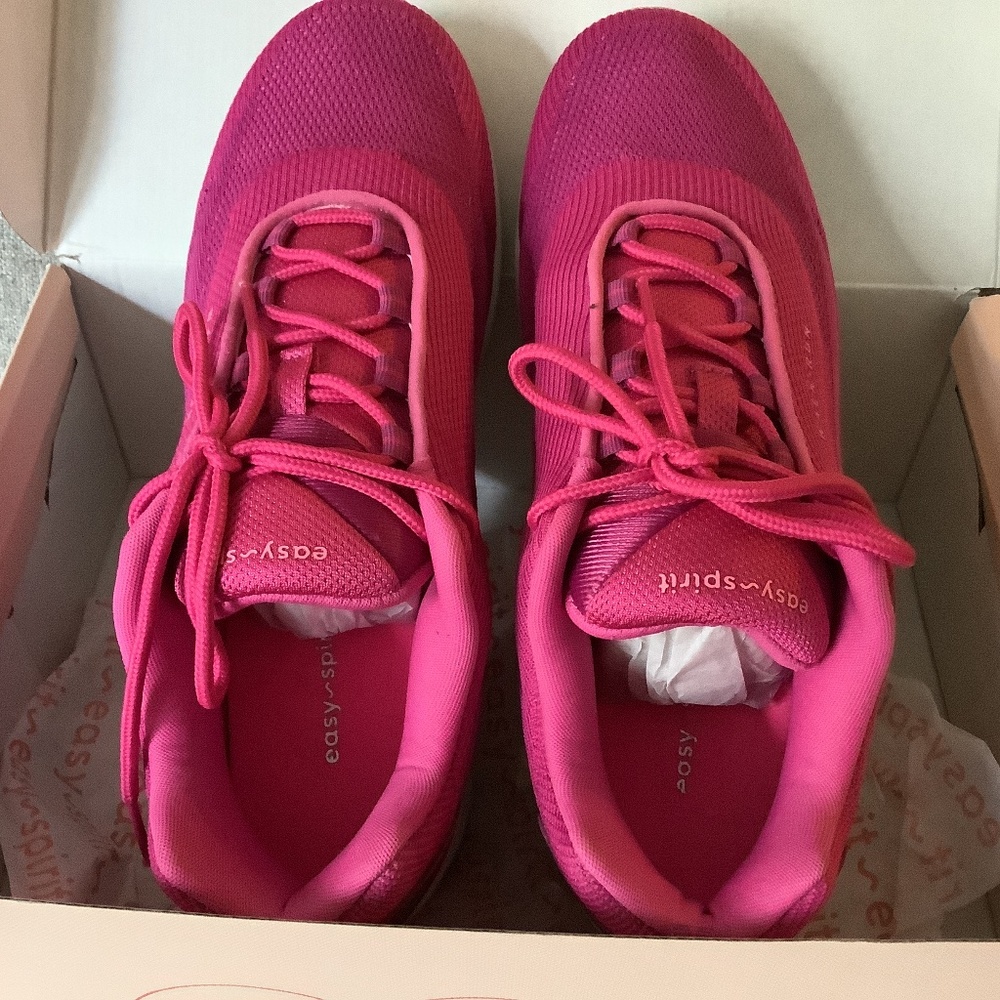 Walking Shoe